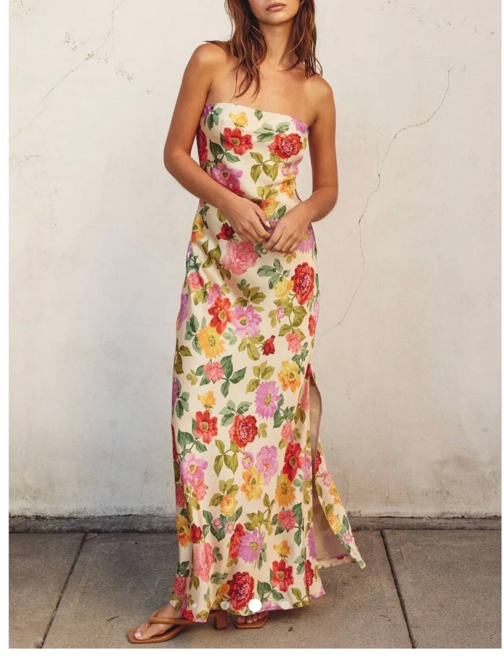 Dress Forum Los Angelas Floral Maxi Dress